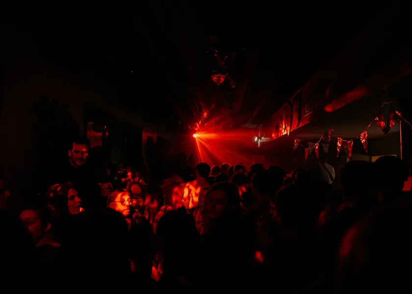 Feestje in Club -1